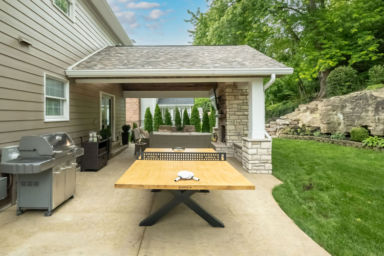 chesterfield outdoor living space construction